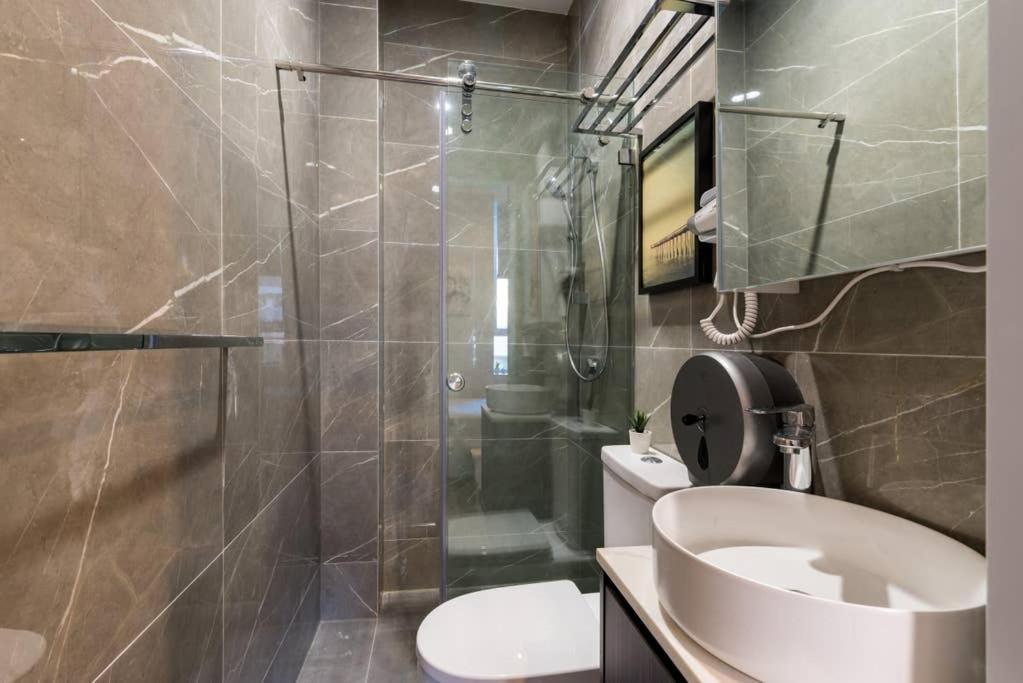 Ferienhaus 1 Private King Single Bed With En Sydney